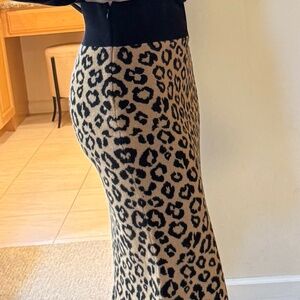 Veronica Beard Knit Leopard Pencil Skirt - Size S